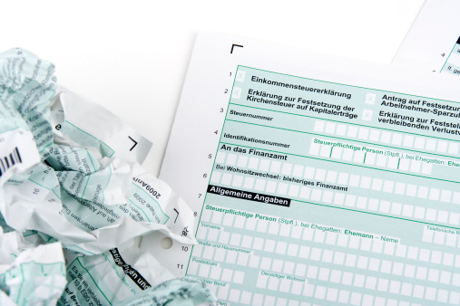 Having trouble with tax forms -german tax forms, some of them rumpled
