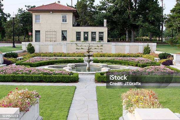 Tulsa Centro Per Il Giardinaggio - Fotografie stock e altre immagini di Tulsa - Tulsa, Giardino ornamentale, Oklahoma