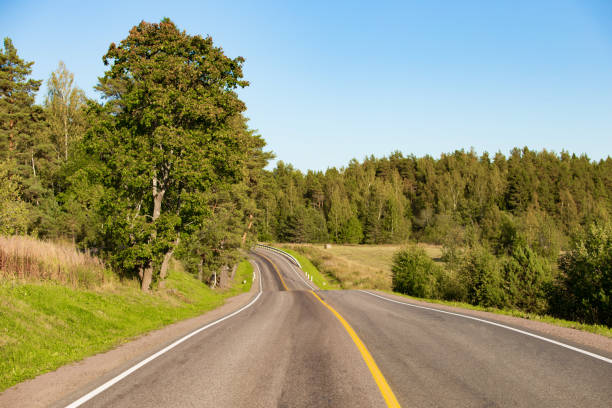 inizio viaggio, strada per le vacanze - karelia foto e immagini stock