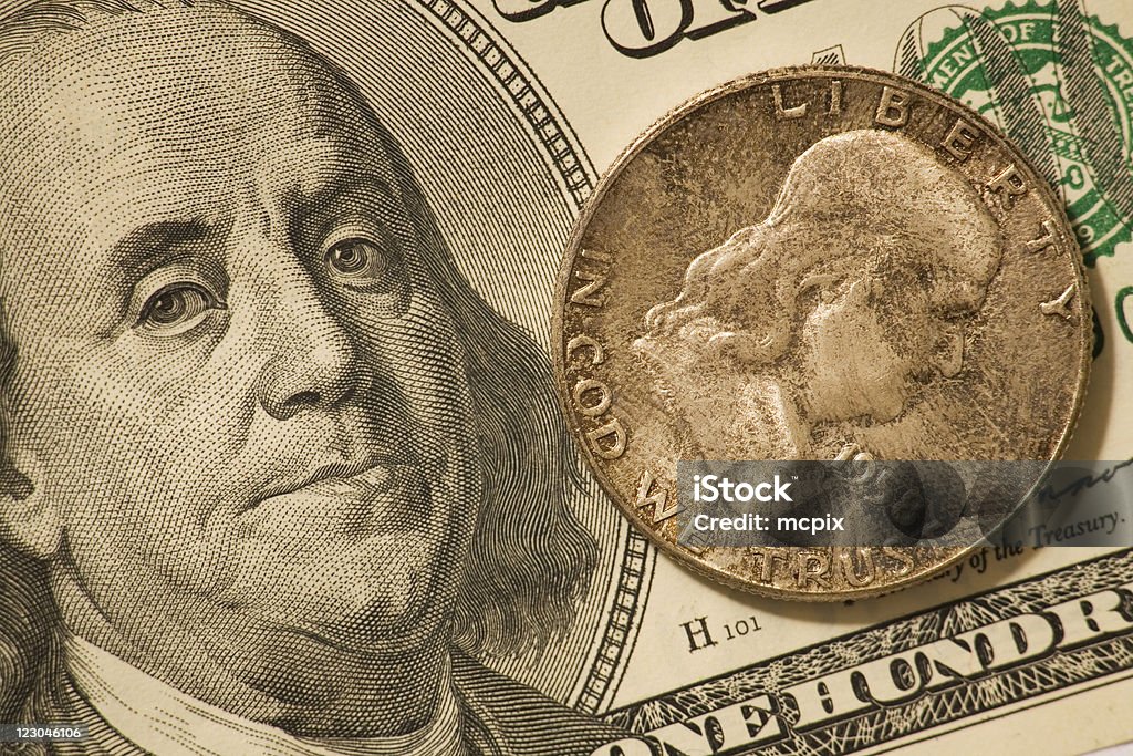 De cien dólares estadounidenses con Franklin media - Foto de stock de Abundancia libre de derechos