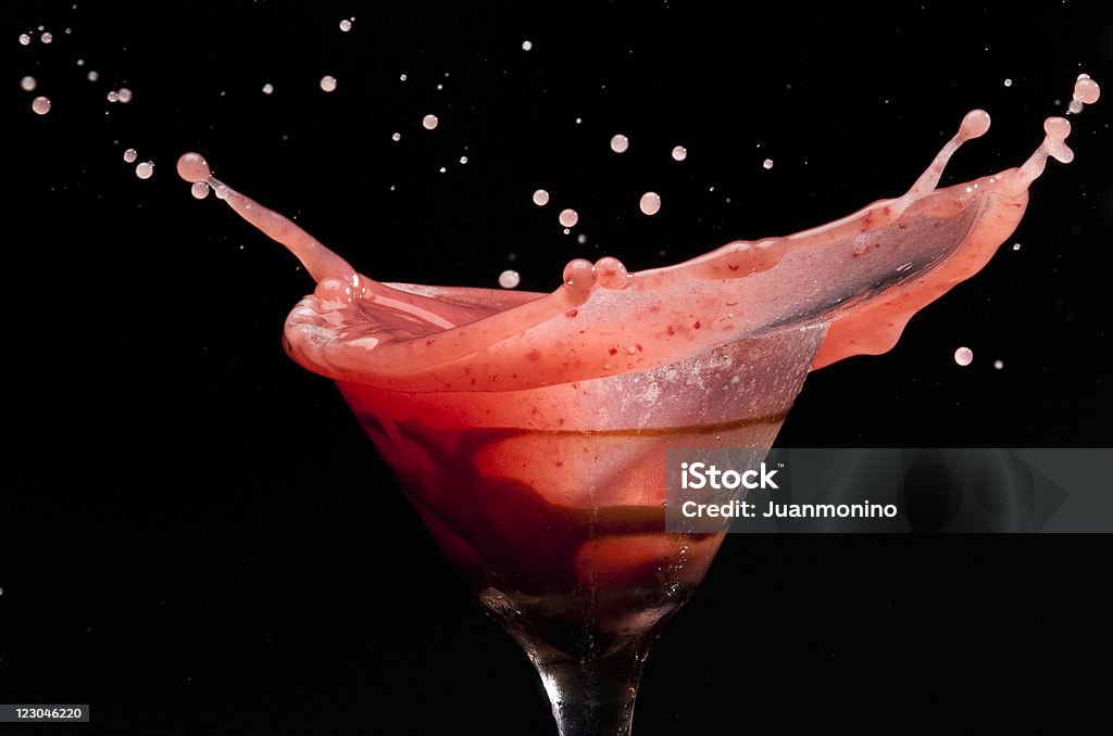 Fresa Martini Splash - Foto de stock de Martini libre de derechos