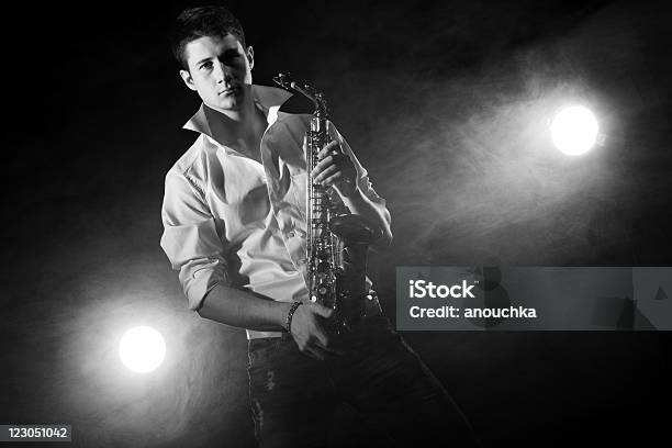 Saxophonist Stockfoto und mehr Bilder von Blues - Blues, Aufführung, Blasinstrument