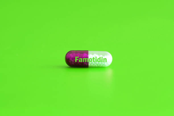 medical antiviral drug for covid-19 (famotidin) píldoras de cápsulas antivirales medicamentos para la infección por el tratamiento. utilizado para la prevención y tratamiento de la infección por coronavirus covid-19, wuhan medicina drogas nccov 2019. resistencia y concepto infeccioso pa