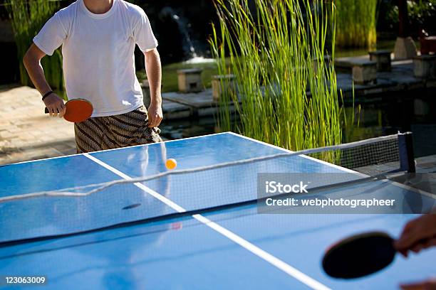 Tischtenniswettbewerb Stockfoto und mehr Bilder von Tischtennisplatte - Tischtennisplatte, Anzahl von Menschen, Aufschlagen - Sport