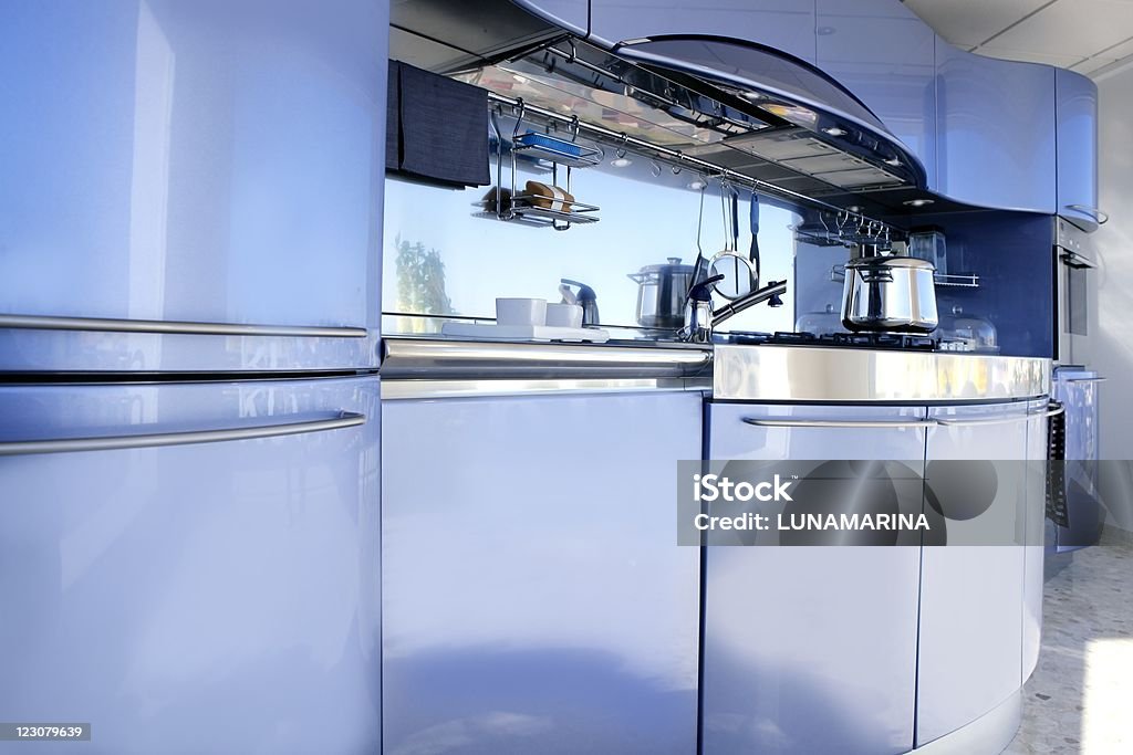 青銀キッチンモダンな建築様式の装飾 - キッチンのロイヤリティフリーストックフォト