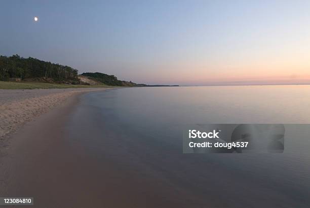 Serata Sul Lago Michigan Shore - Fotografie stock e altre immagini di Acqua - Acqua, Ambientazione esterna, Ambientazione tranquilla