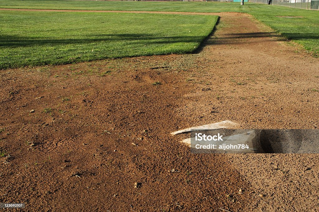 Campo de béisbol - Foto de stock de Agrietado libre de derechos