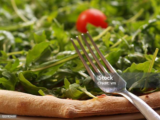 Foto de Pizza e mais fotos de stock de Alimentação Saudável - Alimentação Saudável, Almoço, Comida Pronta