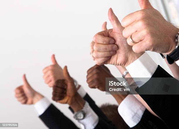 Business High Five Stockfoto und mehr Bilder von Arbeitspersonal - Arbeitspersonal, Bildkomposition und Technik, Büro