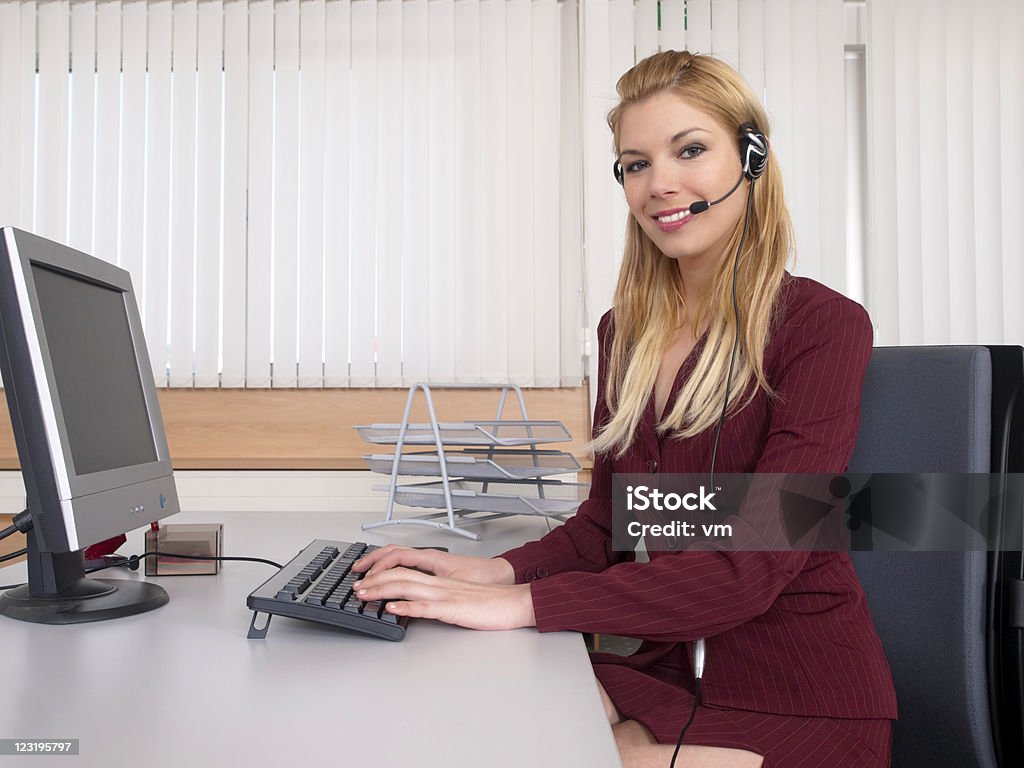 Asistencia al cliente - Foto de stock de Agente de servicio al cliente libre de derechos