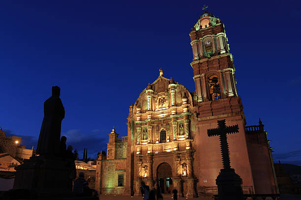 istock Michoacan town. Tlalpujahua at night 123200359