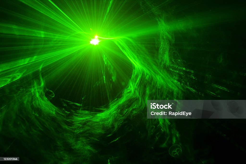 緑色レーザーライト、煙およびストローブ効果 - レーザー光のロイヤリティフリーストックフォト