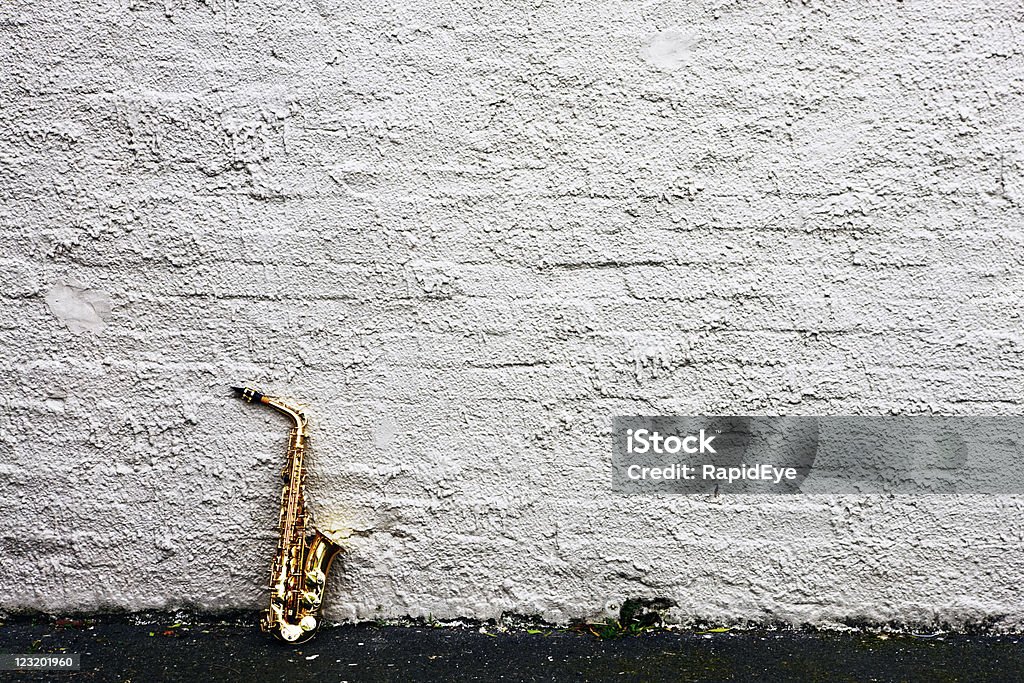 Альт-саксофон - Стоковые фото Изолированный предмет роялти-фри