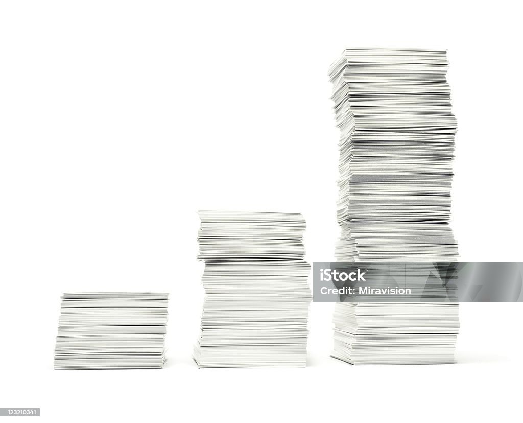 Три пакеты документы на белом фоне - Стоковые фото Сложенное стопкой роялти-фри