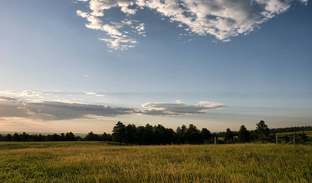 istock Sunrise Over Wyoming 123218177