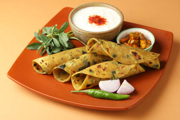 istock Methi Paratha (Thepla) / Indian flat bread using fenugreek leaves 1232183966
