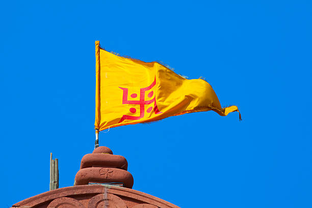 żółta flaga - swastyka hinduska zdjęcia i obrazy z banku zdjęć