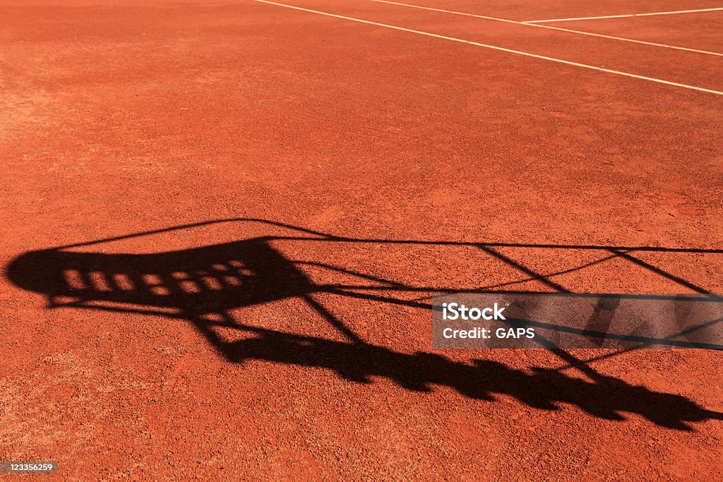 Ombra di un arbitro di tennis sedia - Foto stock royalty-free di Ambientazione esterna