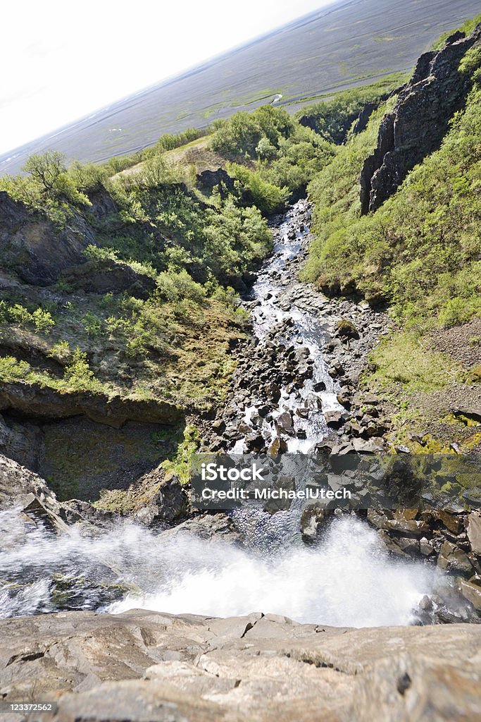 Cascada desde arriba - Foto de stock de Acantilado libre de derechos