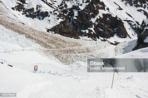Wanderer Die Auf Eine Lawine Bereich Stockfoto und mehr Bilder von Alpen - Alpen, Berg, Bundesland Tirol