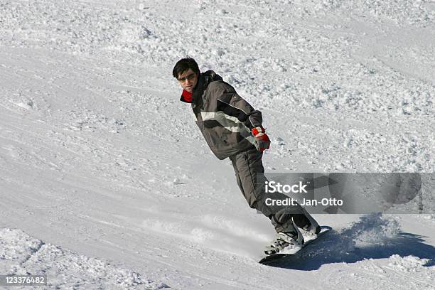 Snowboarder Stockfoto und mehr Bilder von Snowboardfahren - Snowboardfahren, Ein Mann allein, Eine Person