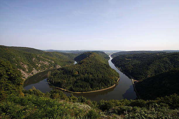 istock Loop of the river Saar near Mettlach 123377883