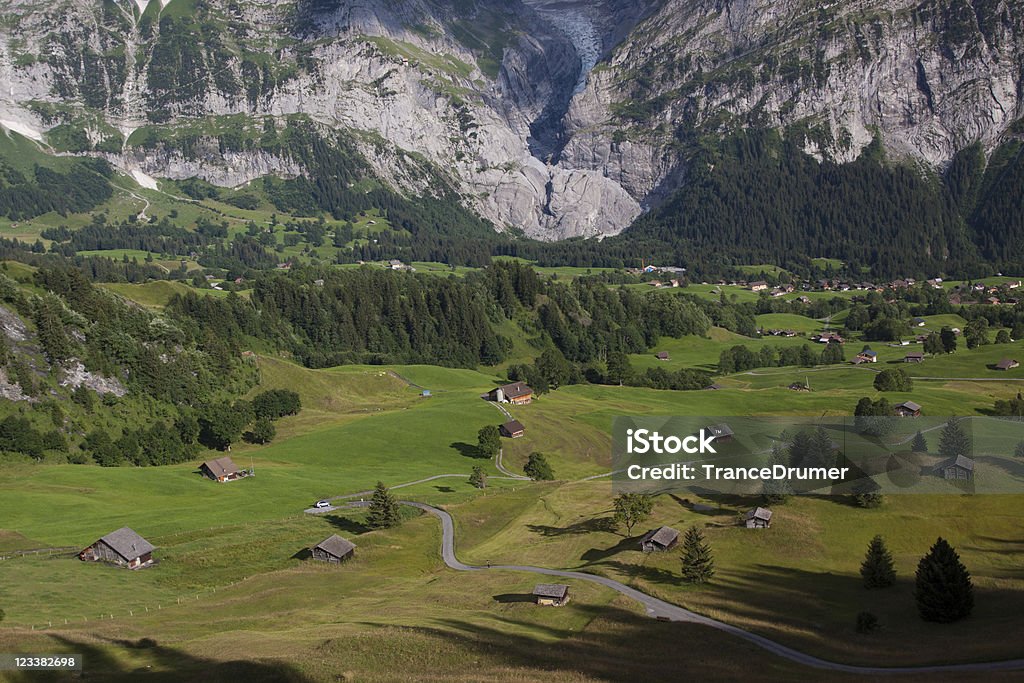 Visualizza fom prima montagna - Foto stock royalty-free di Acqua