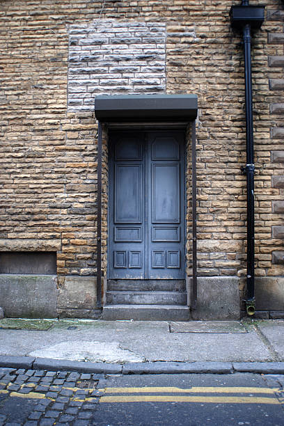 istock Street door 123383874