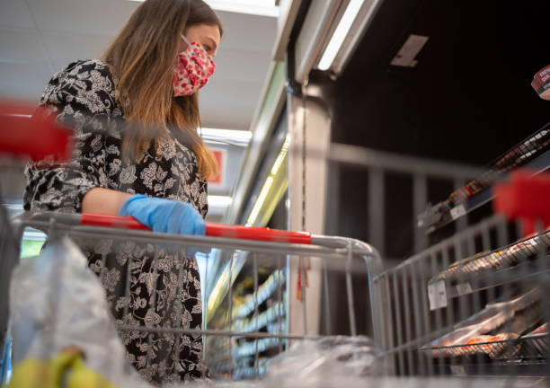 istock Shopping at the grocery store 1233895197