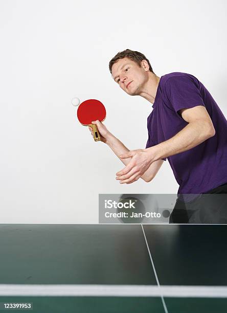 Tischtennisspieler Stockfoto und mehr Bilder von Aktivitäten und Sport - Aktivitäten und Sport, Aufschlagen - Sport, Badmintonschläger