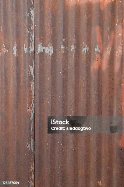 Foto de O Rusty Ondulado Fundo De Aço V e mais fotos de stock de Antigo - Antigo, Aço, Costura