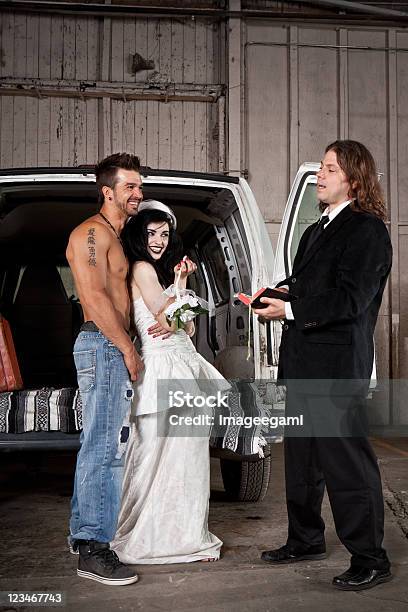 촌놈 Redneck 웨딩 배달 자동차에 대한 스톡 사진 및 기타 이미지 - 배달 자동차, 결혼식, 결혼식 피로연