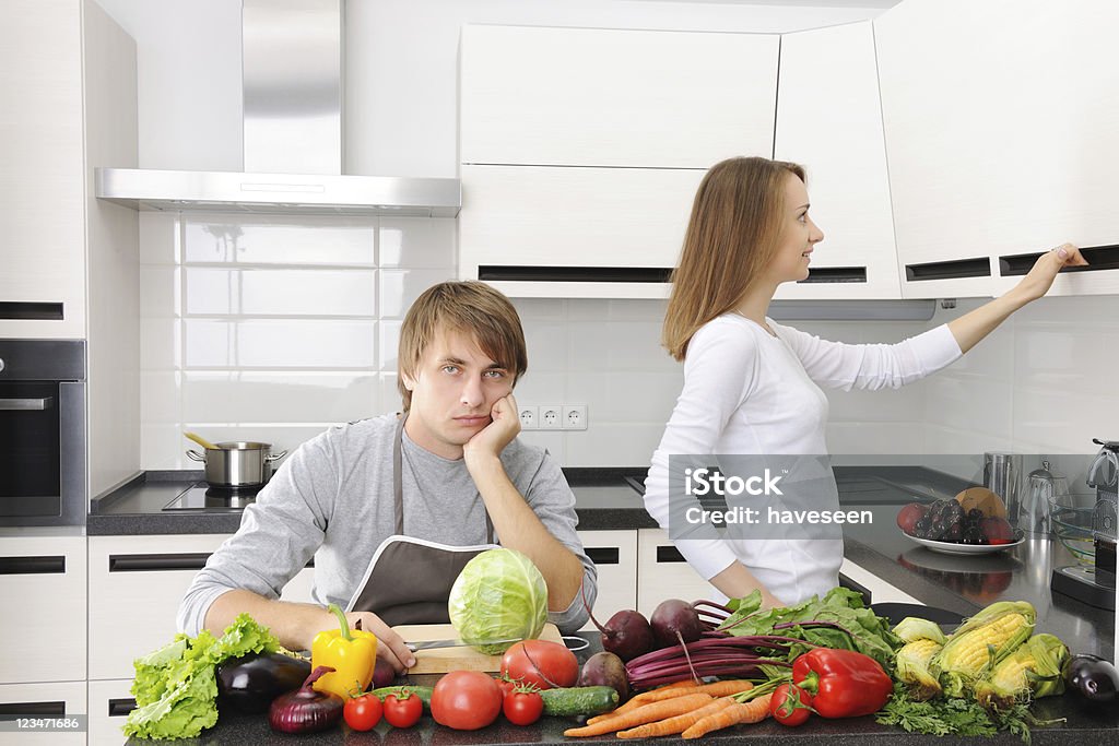 Paar Kochen - Lizenzfrei Das Leben zu Hause Stock-Foto