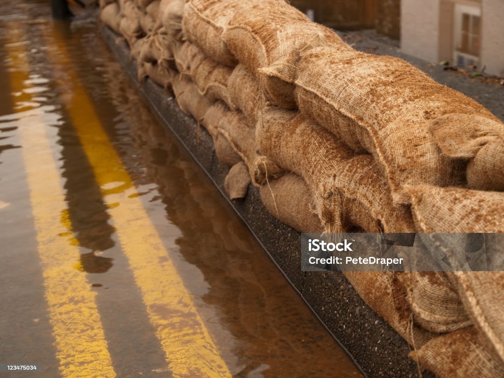 Defensa de difusión - Foto de stock de Inundación libre de derechos