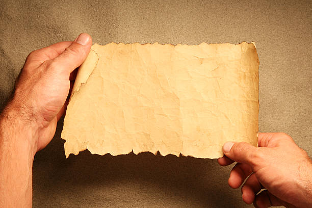 карта сокровищ - scroll paper old yellowed стоковые фото и изображения