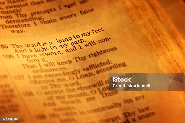 詩篇 119 - 聖書のストックフォトや画像を多数ご用意 - 聖書, アウトフォーカス, カラー画像