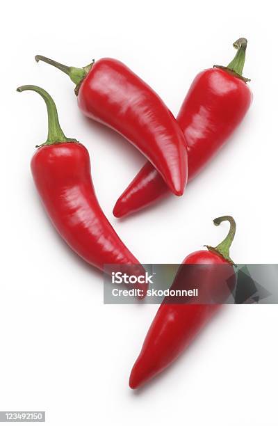 Foto de Red Hot Chili Peppers e mais fotos de stock de Pimenta - Pimenta, Figura para recortar, Vista de Cima para Baixo