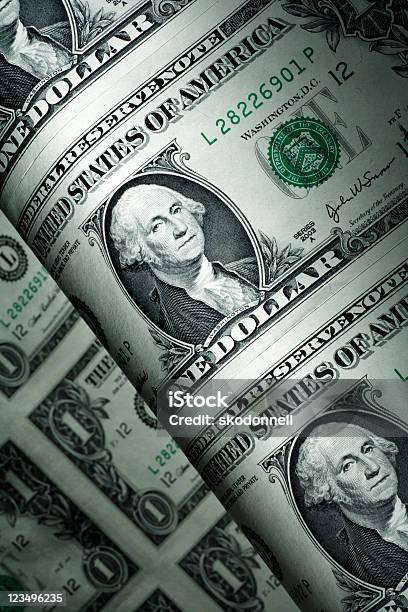 Nota De Um Dólar Bills - Fotografias de stock e mais imagens de Atividade bancária - Atividade bancária, Cultura Americana, Curva - Forma