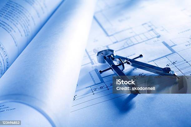 Compás De Dibujo En Blueprints Foto de stock y más banco de imágenes de Compás de dibujo - Compás de dibujo, Cianotipo - Plano, Arquitectura