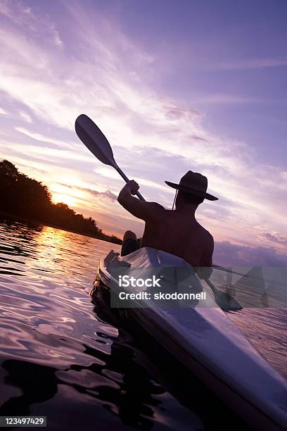 Kayak In Costa Rica - Fotografie stock e altre immagini di Acqua - Acqua, Adulto, Ambientazione esterna