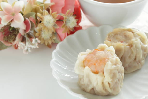 중국 음식, 맛있는 차 음식을 위한 슈마이 찐 교자식만두 - shumai 뉴스 사진 이미지