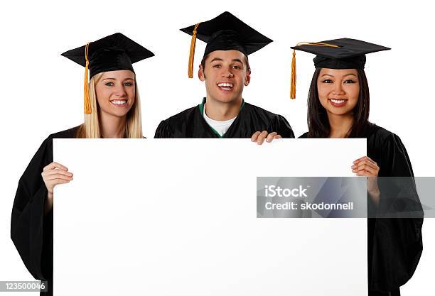 Abschlussfeier Schüler Hält Eine Leere Schild Stockfoto und mehr Bilder von Akademischer Abschluss - Akademischer Abschluss, Leeres Schild, 18-19 Jahre