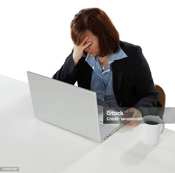 실망한 여성 컴퓨터에 25-29세에 대한 스톡 사진 및 기타 이미지 - 25-29세, 30-34세, 가리기