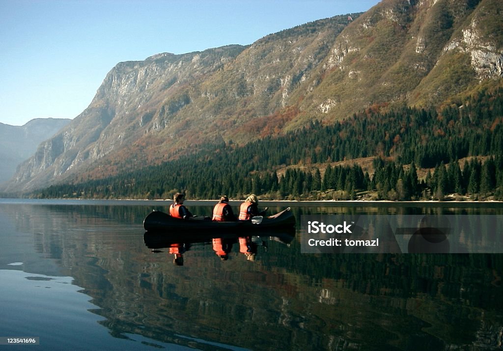Relaxar na água - Foto de stock de Bohinj royalty-free
