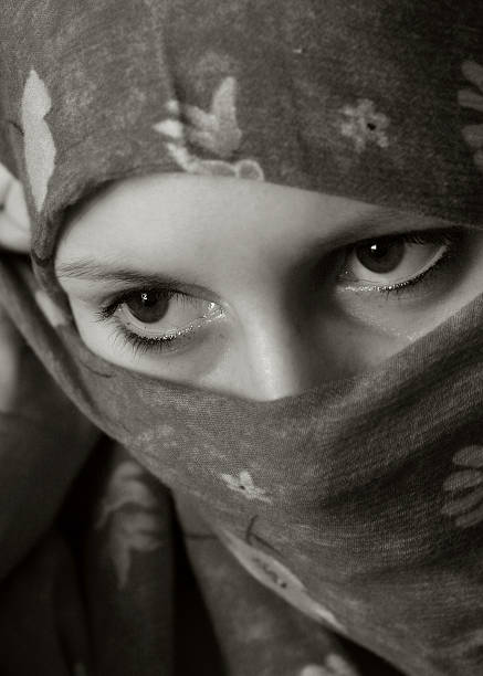 istock Black and white Arab woman 123542086