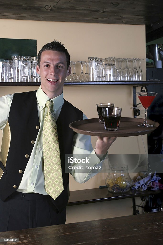 Camarero en un club nocturno - Foto de stock de Adulto libre de derechos