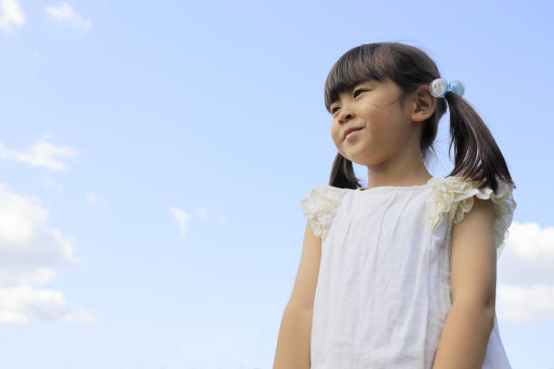 istock Japanese girl under the blue sky (5 years old) 1236055340