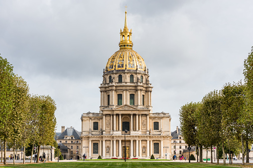 Les Invalides formally The National Residence of the Invalids, a complex of buildings in the 7th arrondissement of Paris, France, containing museums and monuments