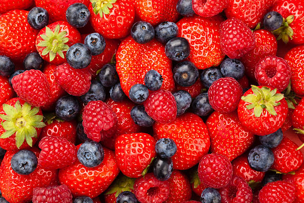 istock Strawberries Raspberries and Blueberries 123679642