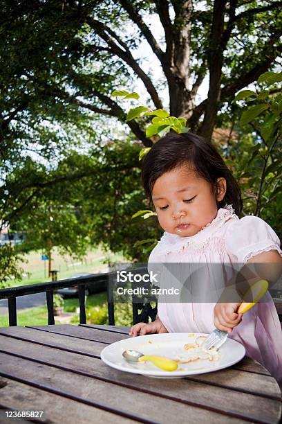 Asiática Niña Bebé Foto de stock y más banco de imágenes de Bebé - Bebé, Filipino, Vestido